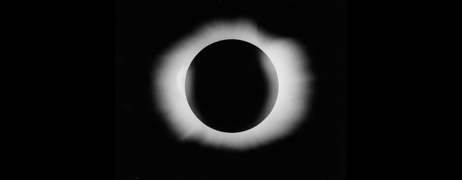 Solar corona seen during the total solar eclipse of 1919.