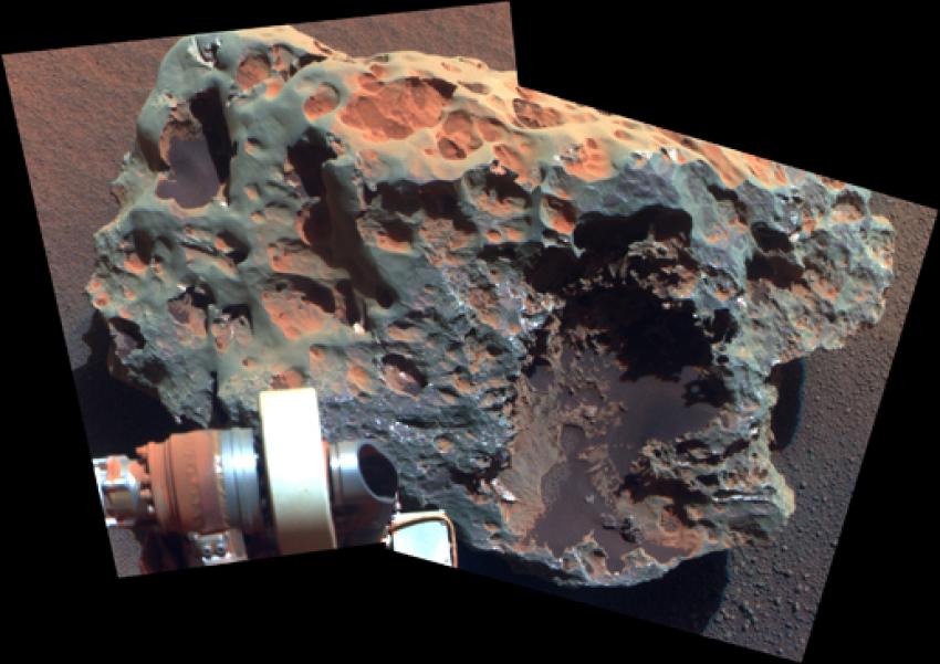 Close-up false colour image of the meteorite 'Block Island'