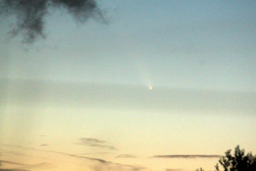 Dr Robert Massey, of the Royal Astronomical Society, used a DSLR, 0.5 second exposure, ISO 3200, 200mm lens to capture this image of Comet A3 on 12 October.